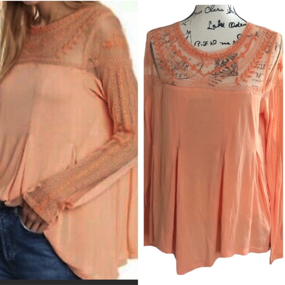 Free People Tops - FREE PEOPLE JOJO MIXED MEDIA TOP NWT
